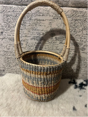 Unbranded Woven Basket One Size Beige Gold